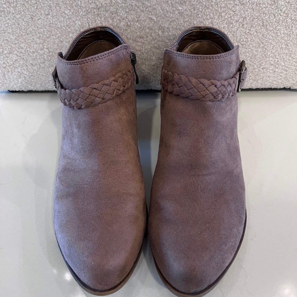 Life Stride Bootie